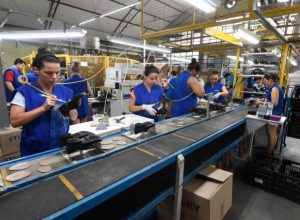 Imagem ilustrativa de indústria - DIVULGAÇÃO/CNI