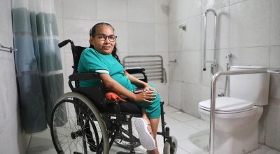 A principal mudança estrutural foi a transformação do banheiro em uma suíte acessível, conec...