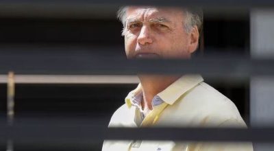 Bolsonaro tem gastroparesia devido às diversas cirurgias na região do intestino, ocorridas desd...