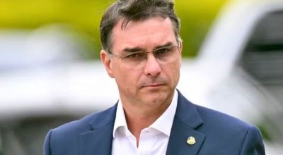 Flávio mostra que o eleitorado feminino deverá ser uma de suas prioridades iniciais. - Foto: AFP